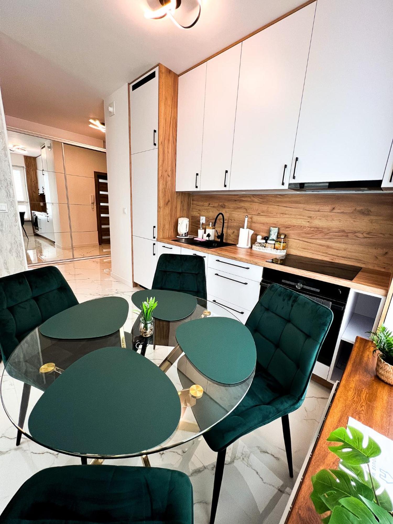 Apartament เฮลม์ ภายนอก รูปภาพ