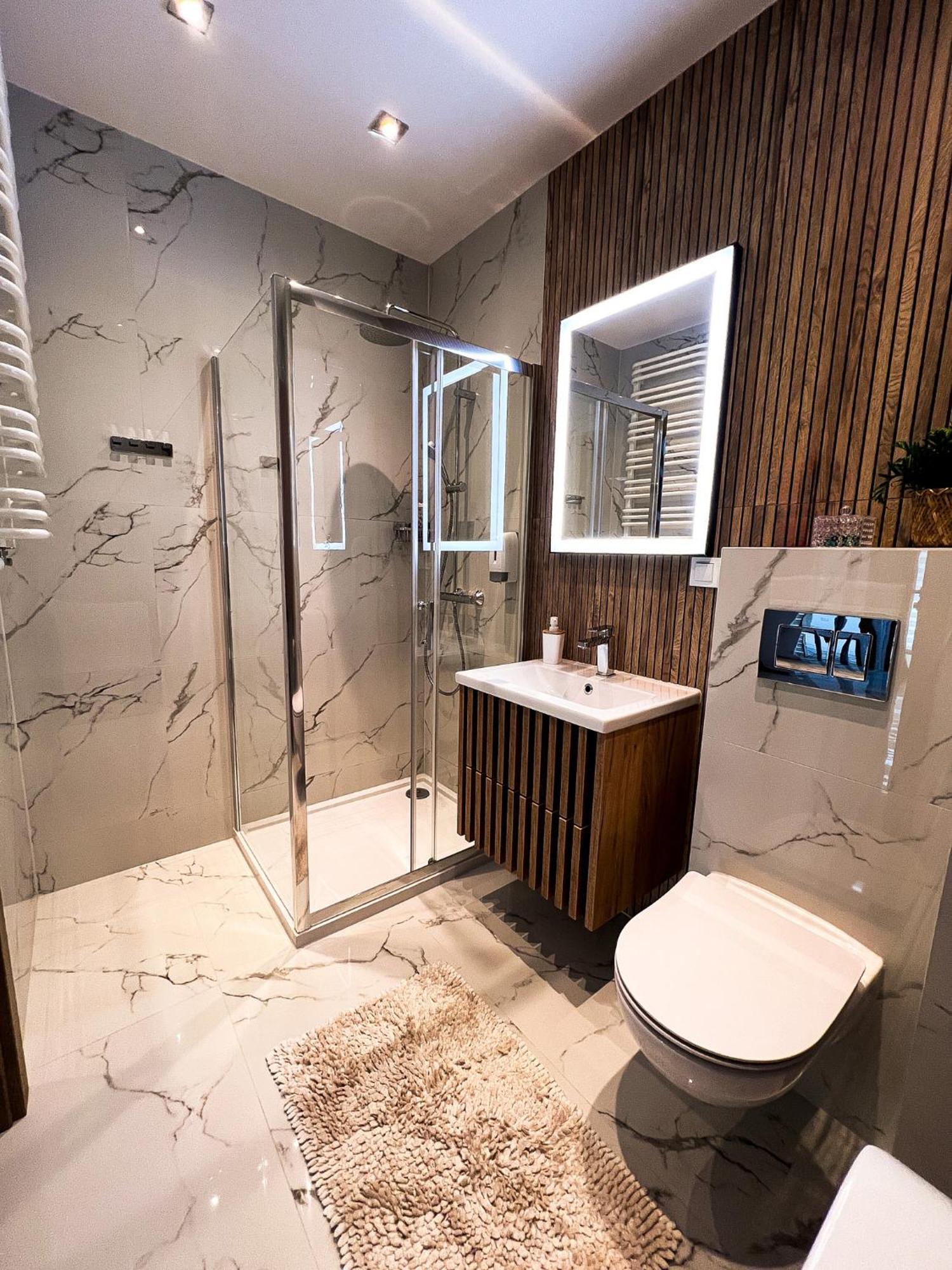 Apartament เฮลม์ ภายนอก รูปภาพ